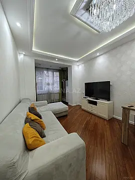 Satılır 4 otaqlı mənzil 100 m²