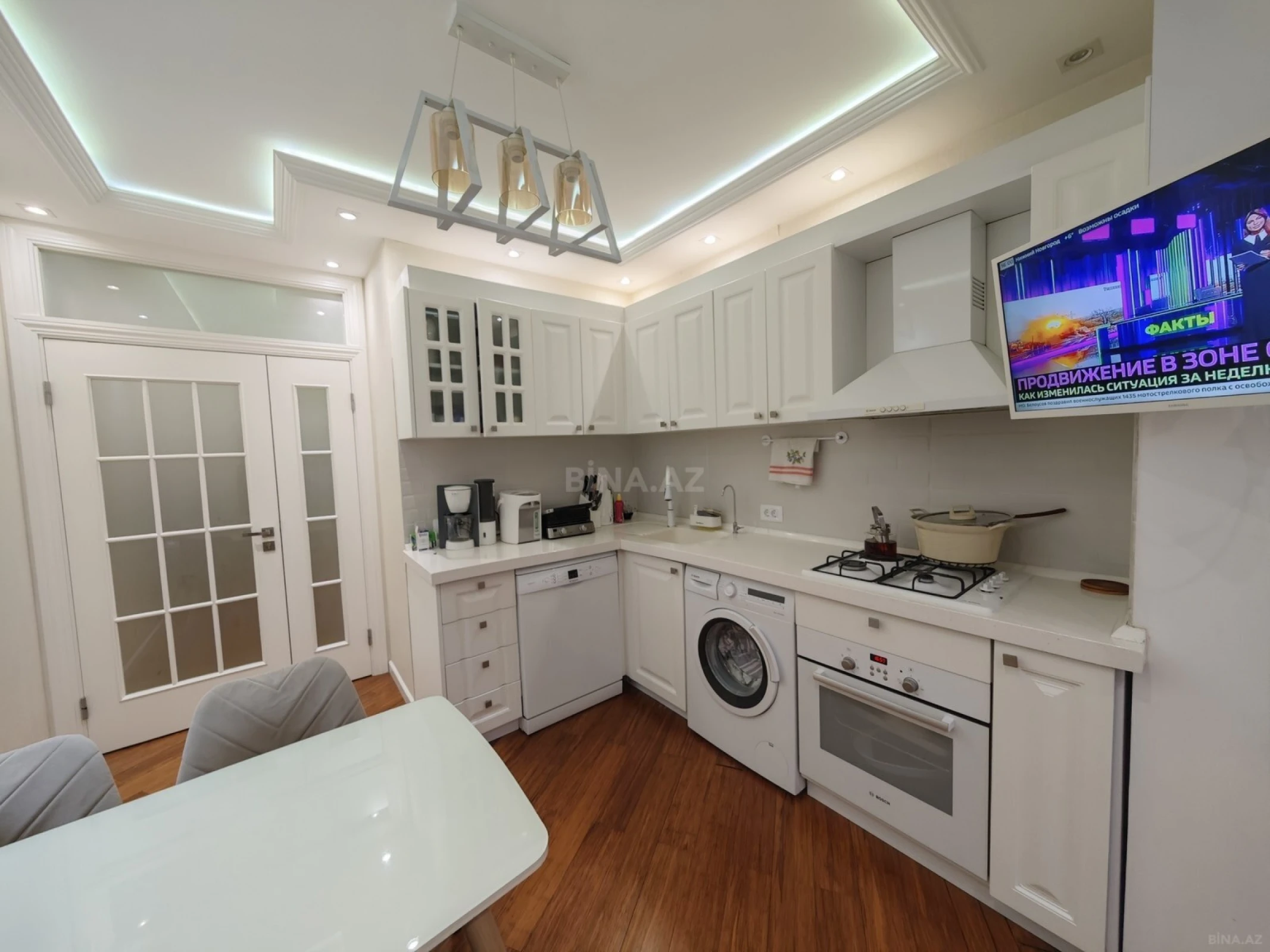 Satılır 4 otaqlı mənzil 100 m²