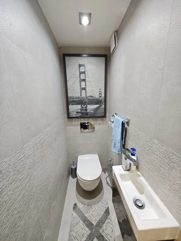 Satılır 4 otaqlı mənzil 100 m²