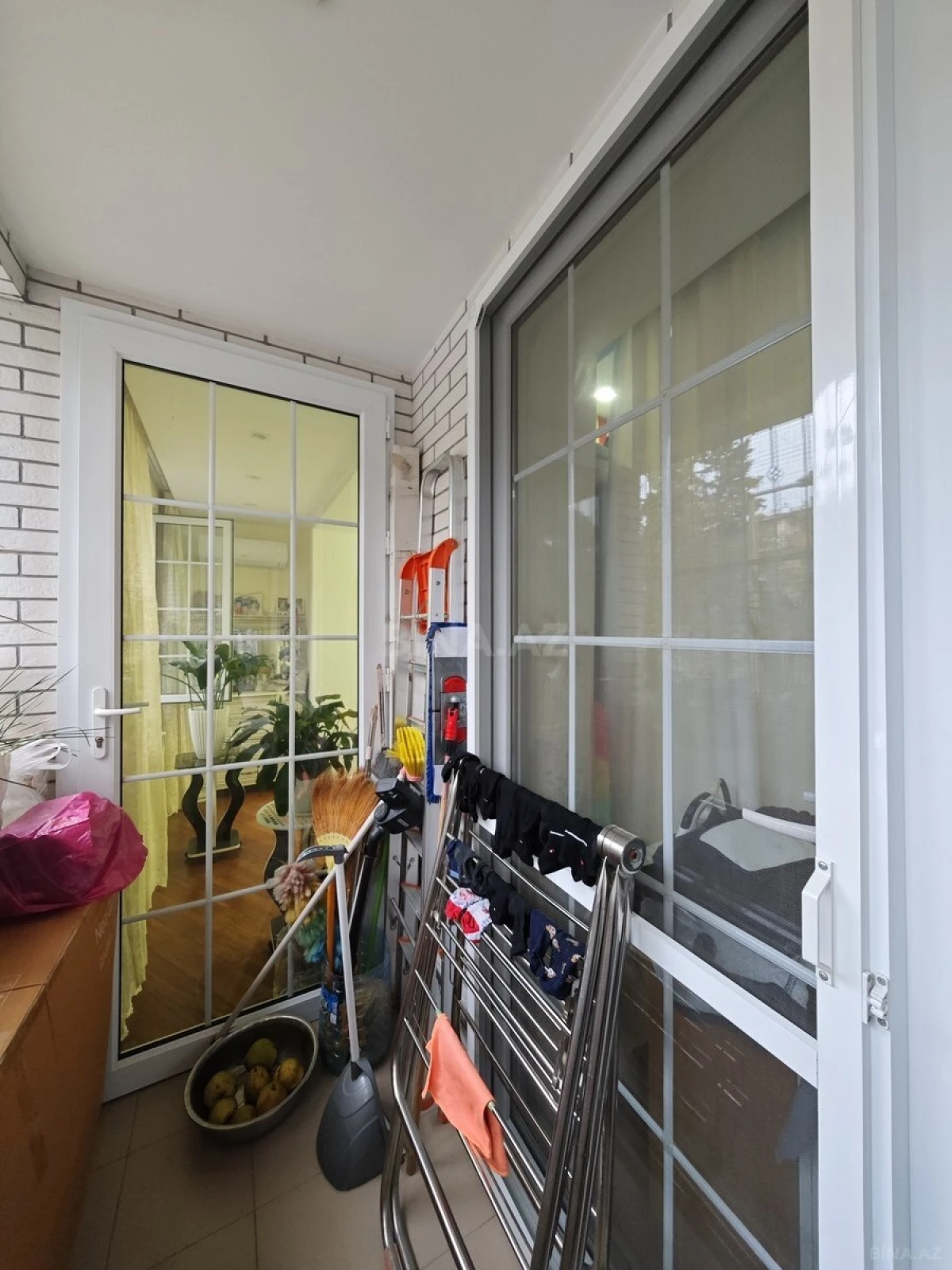 Satılır 4 otaqlı mənzil 100 m²