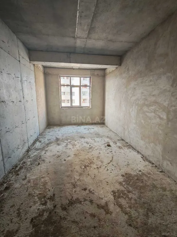 Satılır 3 otaqlı mənzil 142 m²