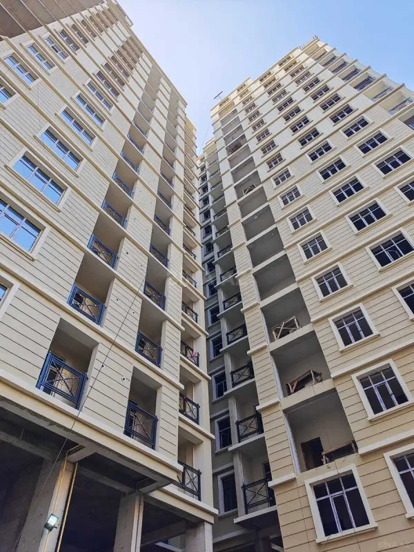 Satılır 3 otaqlı mənzil 142 m²