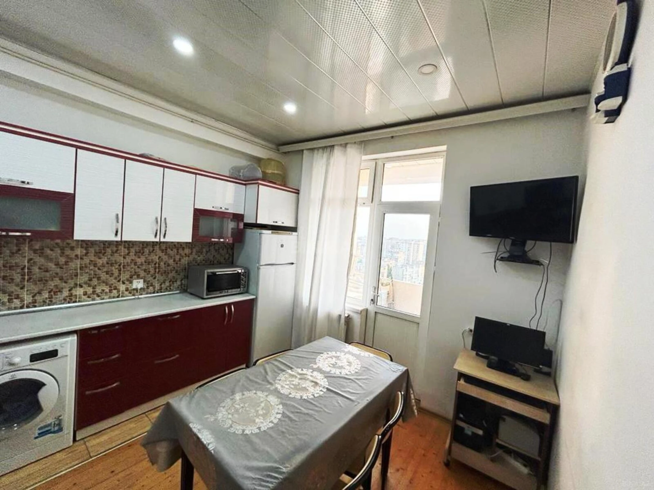 Satılır 2 otaqlı mənzil 55 m²