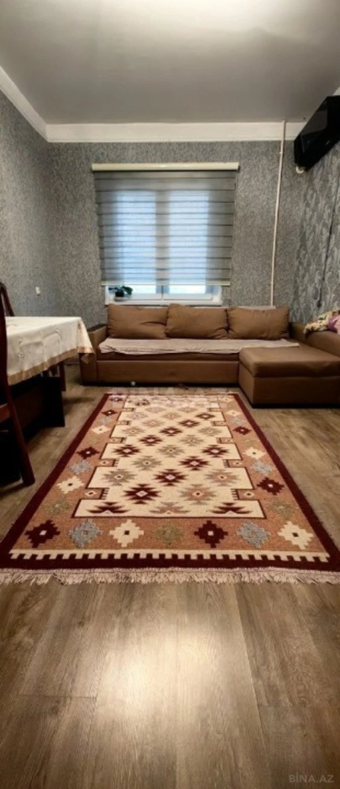 Satılır 5 otaqlı mənzil 120 m²
