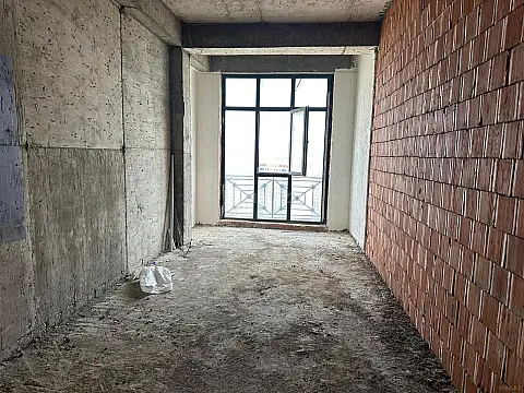Satılır 2 otaqlı mənzil 85 m²