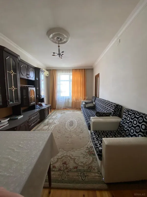 Kirayə verilir 2 otaqlı mənzil 60 m²