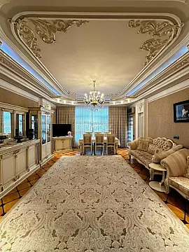 Satılır 3 otaqlı mənzil 140 m² — Bakı, İnşaatçılar 3 otaq 140.00 m²