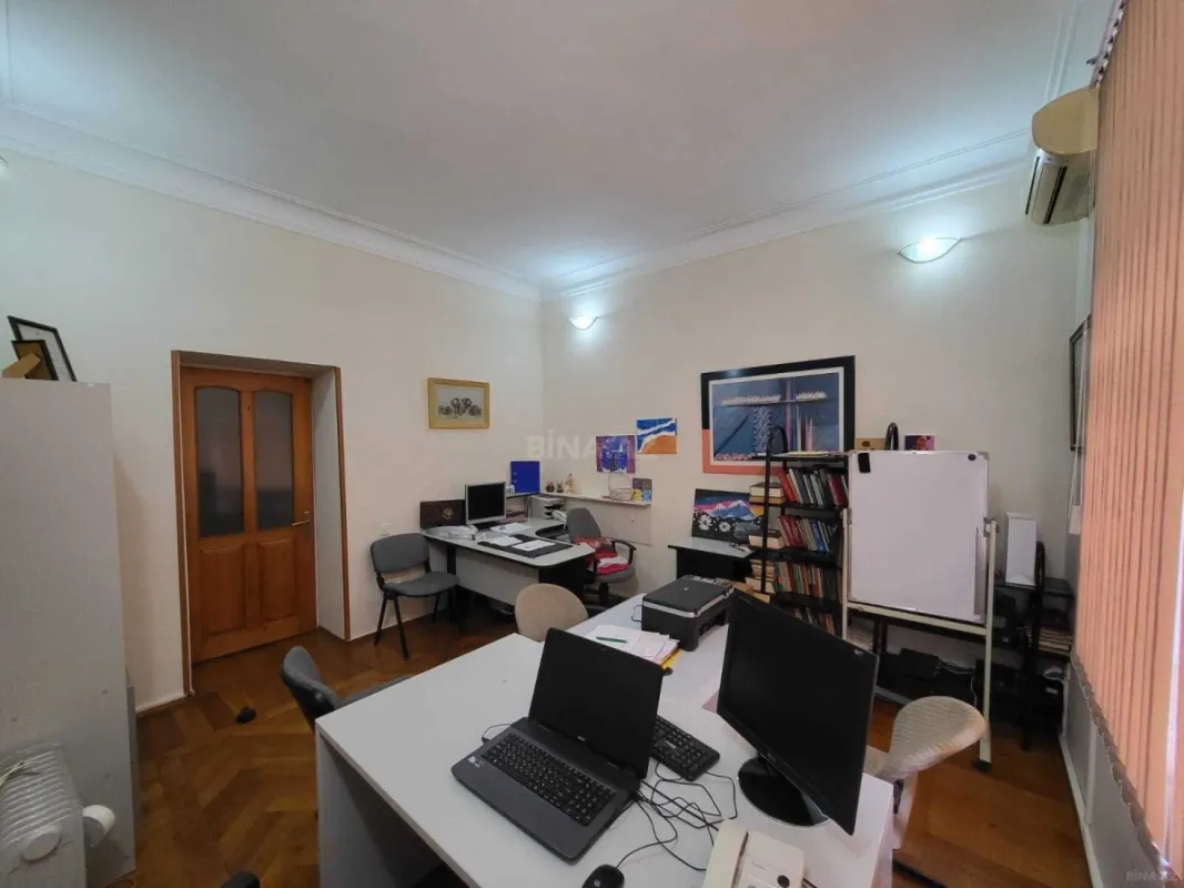 Satılır 3 otaqlı mənzil 103 m²