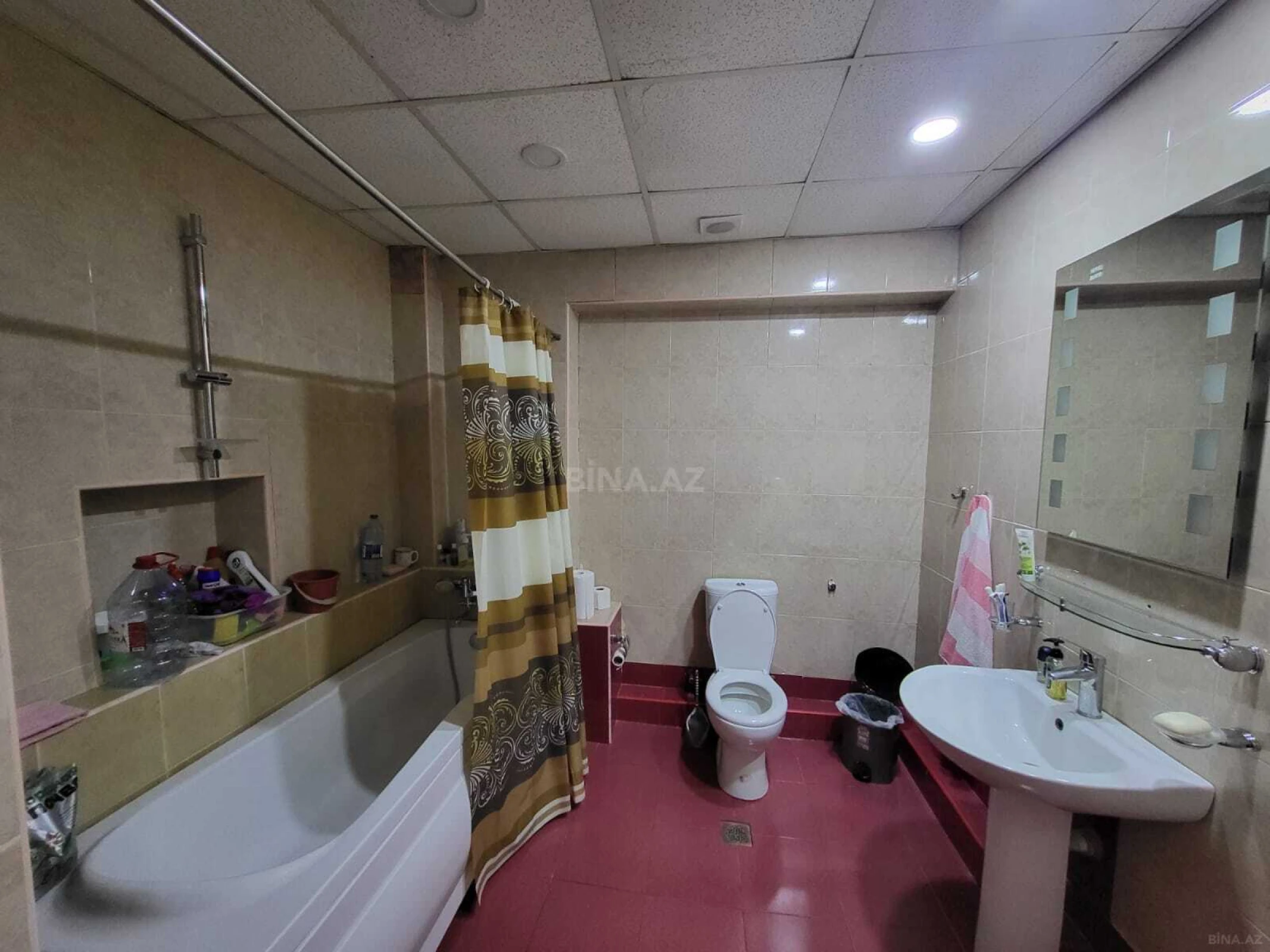 Satılır 3 otaqlı mənzil 103 m²