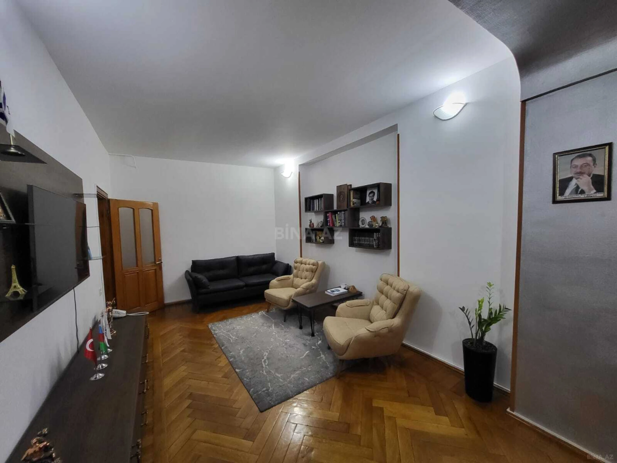 Satılır 3 otaqlı mənzil 103 m²