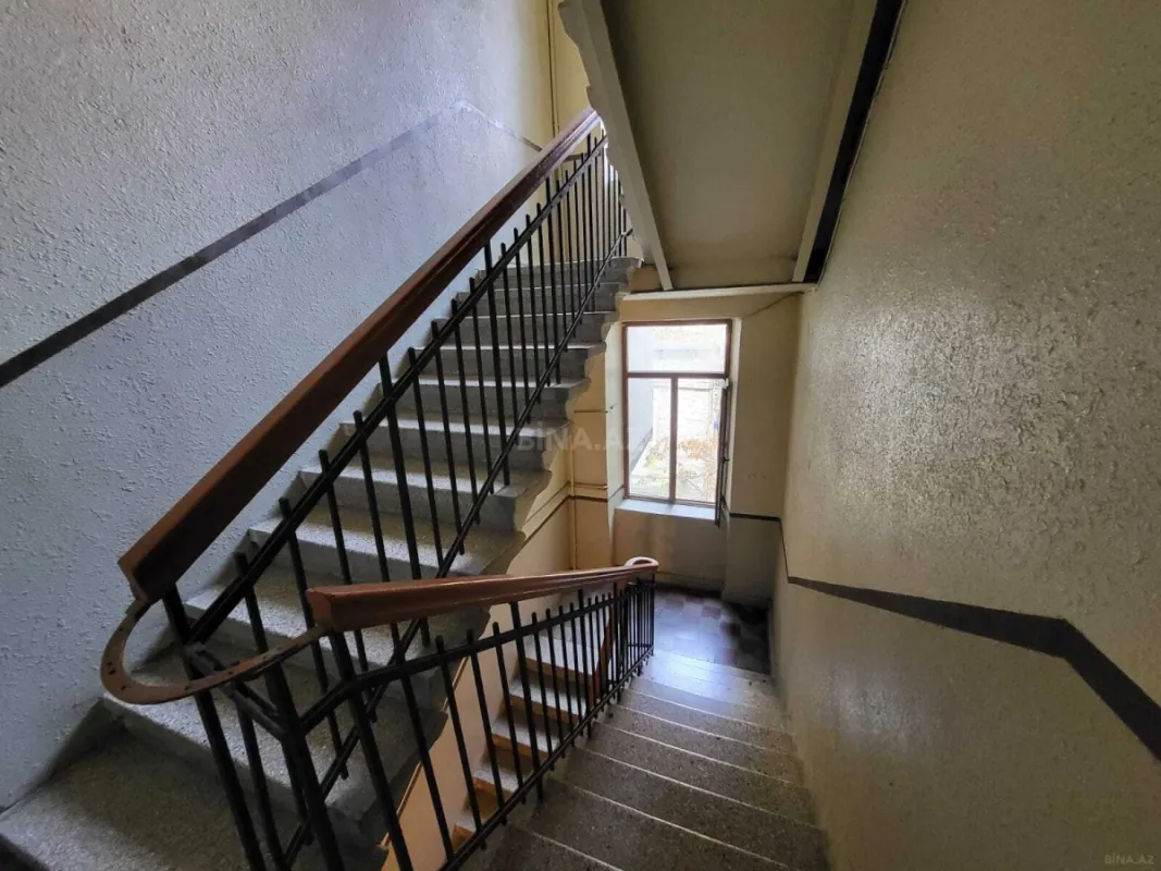 Satılır 3 otaqlı mənzil 103 m²