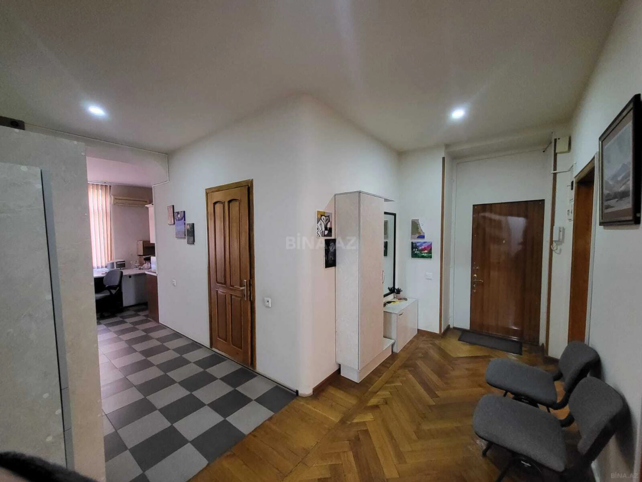 Satılır 3 otaqlı mənzil 103 m²