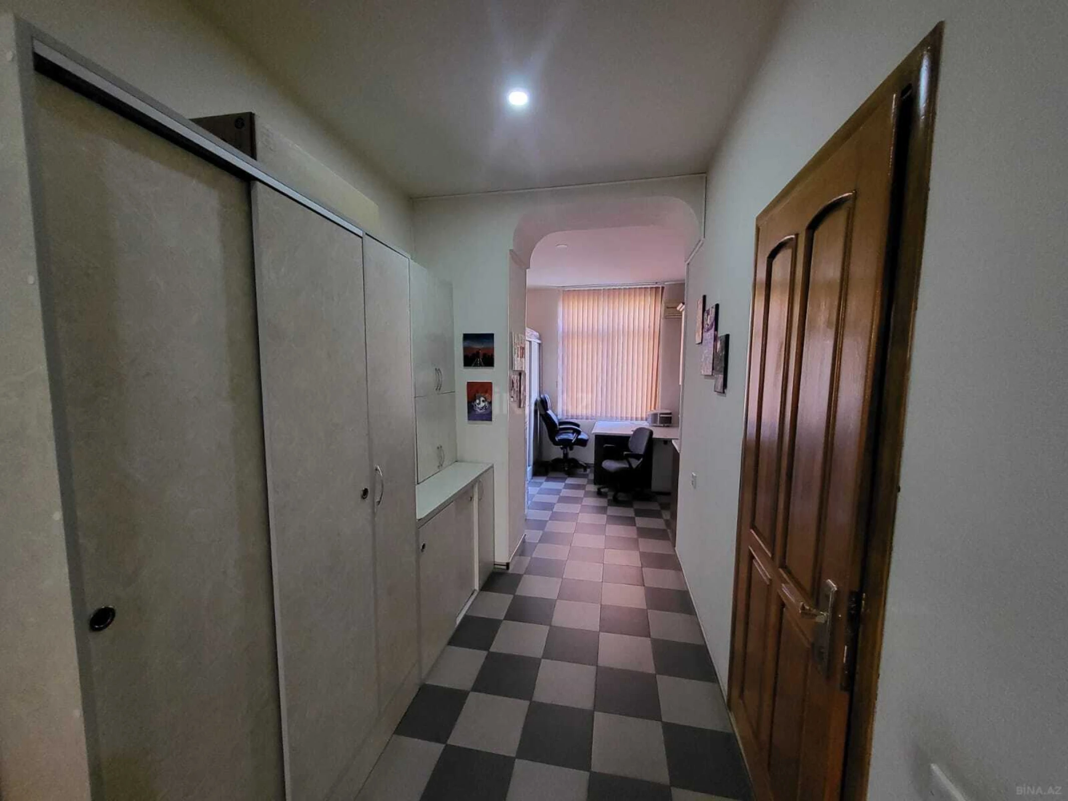 Satılır 3 otaqlı mənzil 103 m²