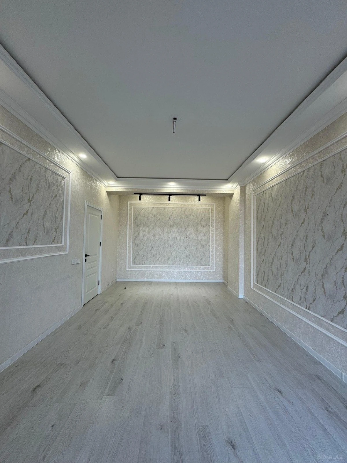 Satılır 2 otaqlı mənzil 75 m²