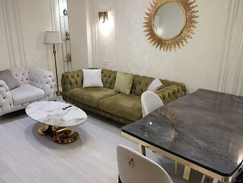 Kirayə verilir 3 otaqlı mənzil 100 m²