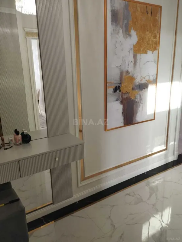 Kirayə verilir 3 otaqlı mənzil 100 m²