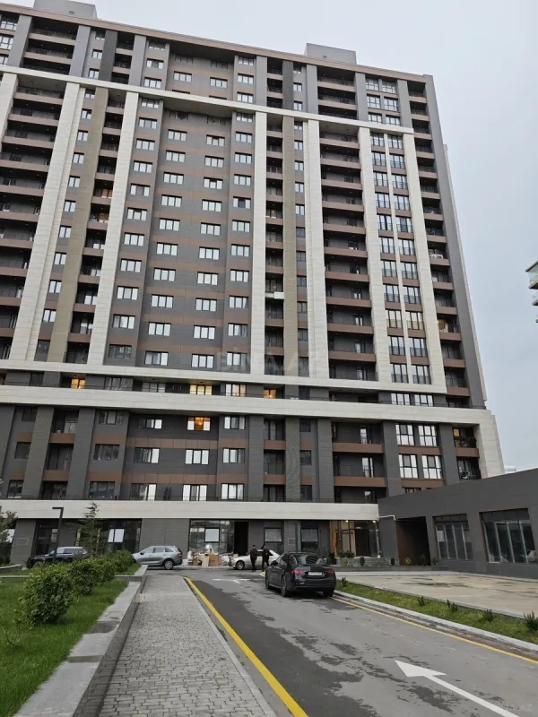 Kirayə verilir 2 otaqlı mənzil 70 m²