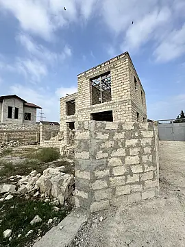 Satılır 5 otaqlı həyət evi 160 m²