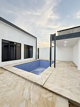 Satılır 4 otaqlı həyət evi 140 m²