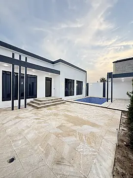 Satılır 4 otaqlı həyət evi 140 m²