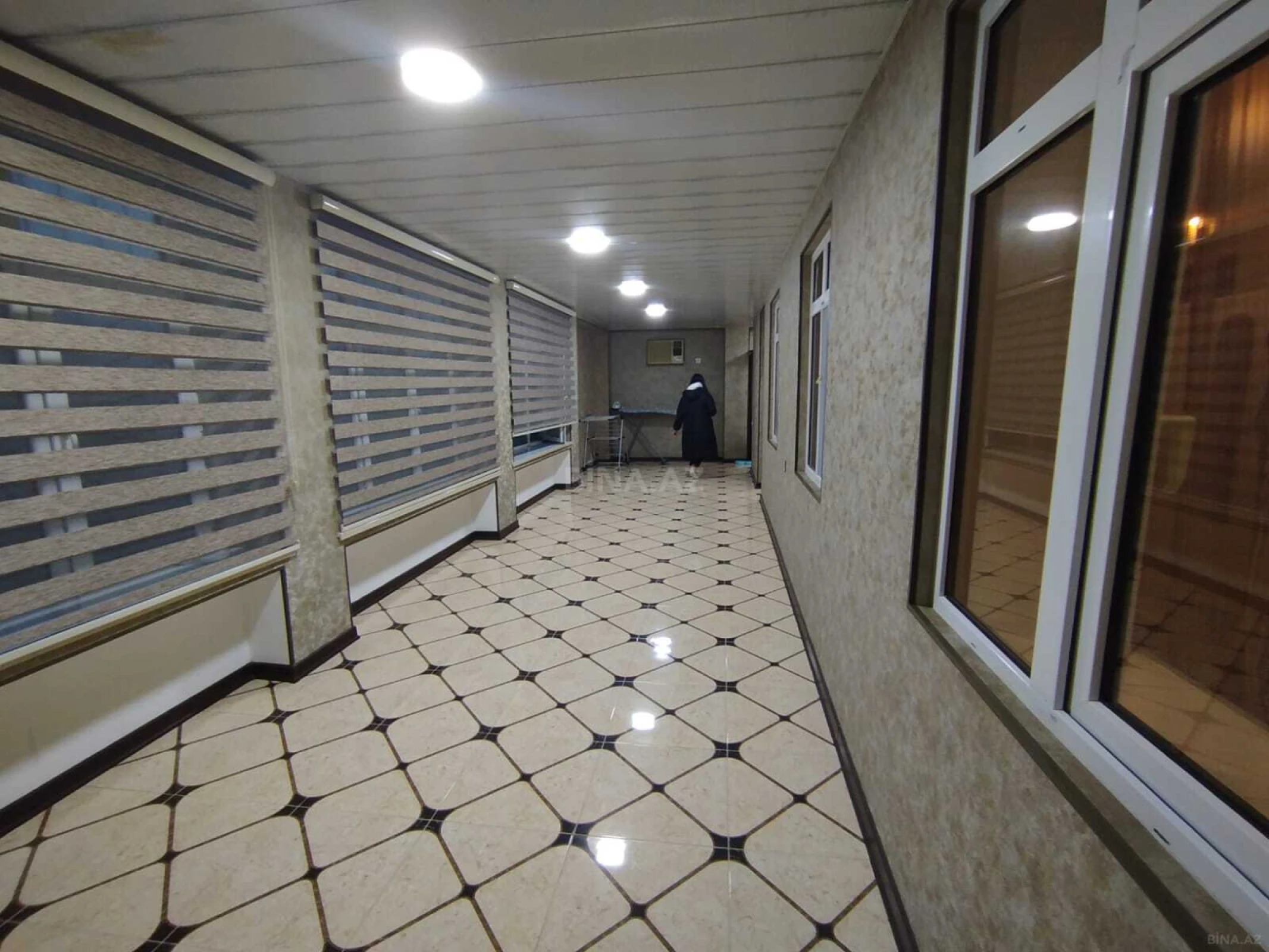 Satılır 5 otaqlı həyət evi 230 m²