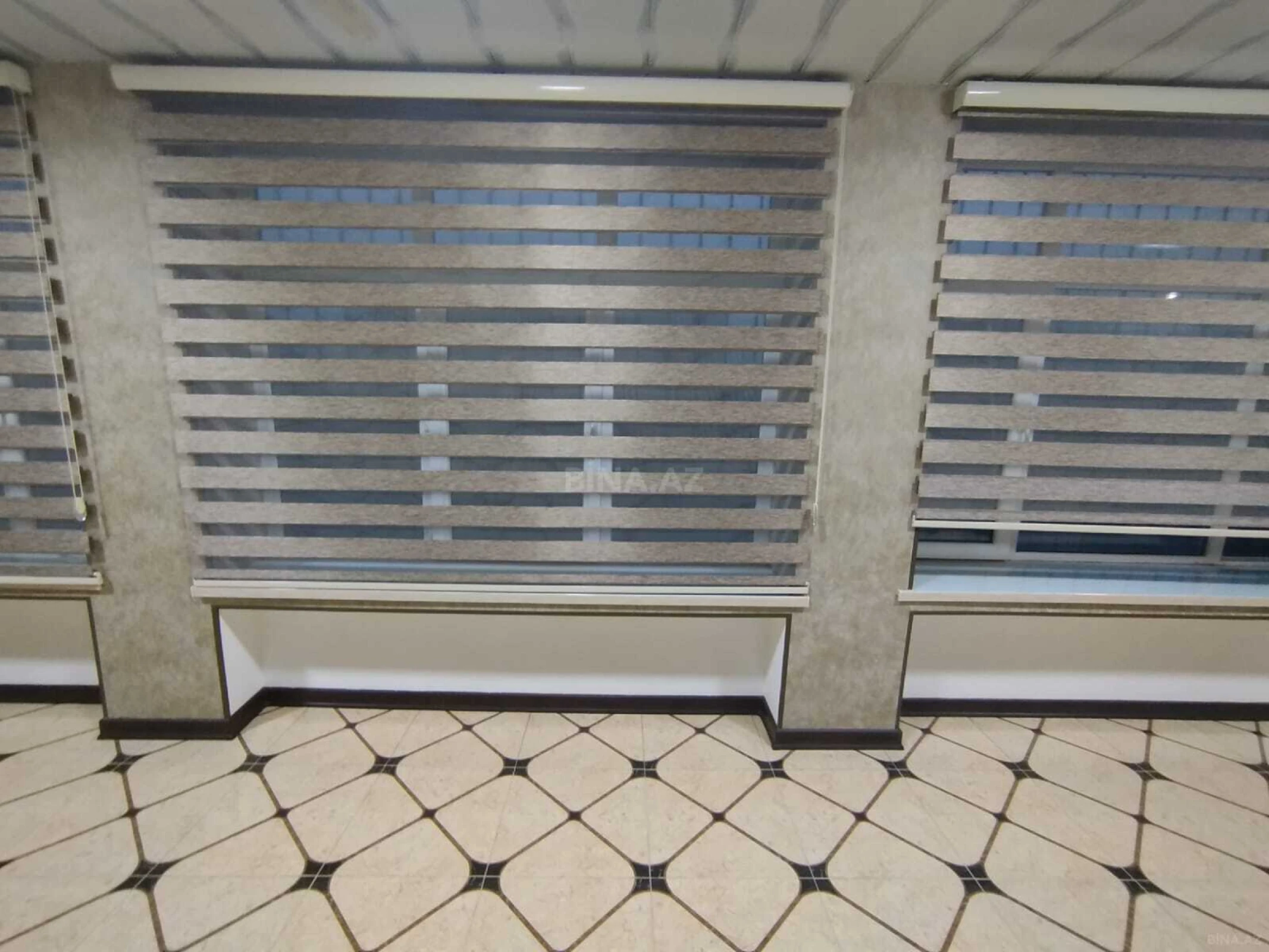 Satılır 5 otaqlı həyət evi 230 m²