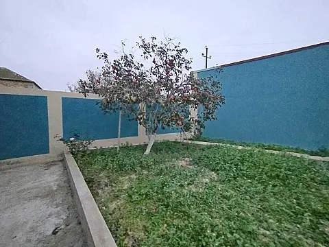 Satılır 5 otaqlı həyət evi 230 m²