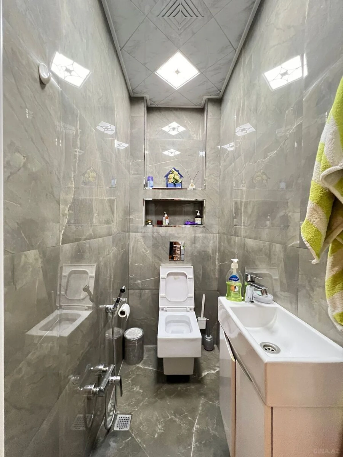 Satılır 3 otaqlı mənzil 116 m²