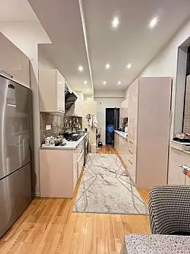 Satılır 3 otaqlı mənzil 116 m²