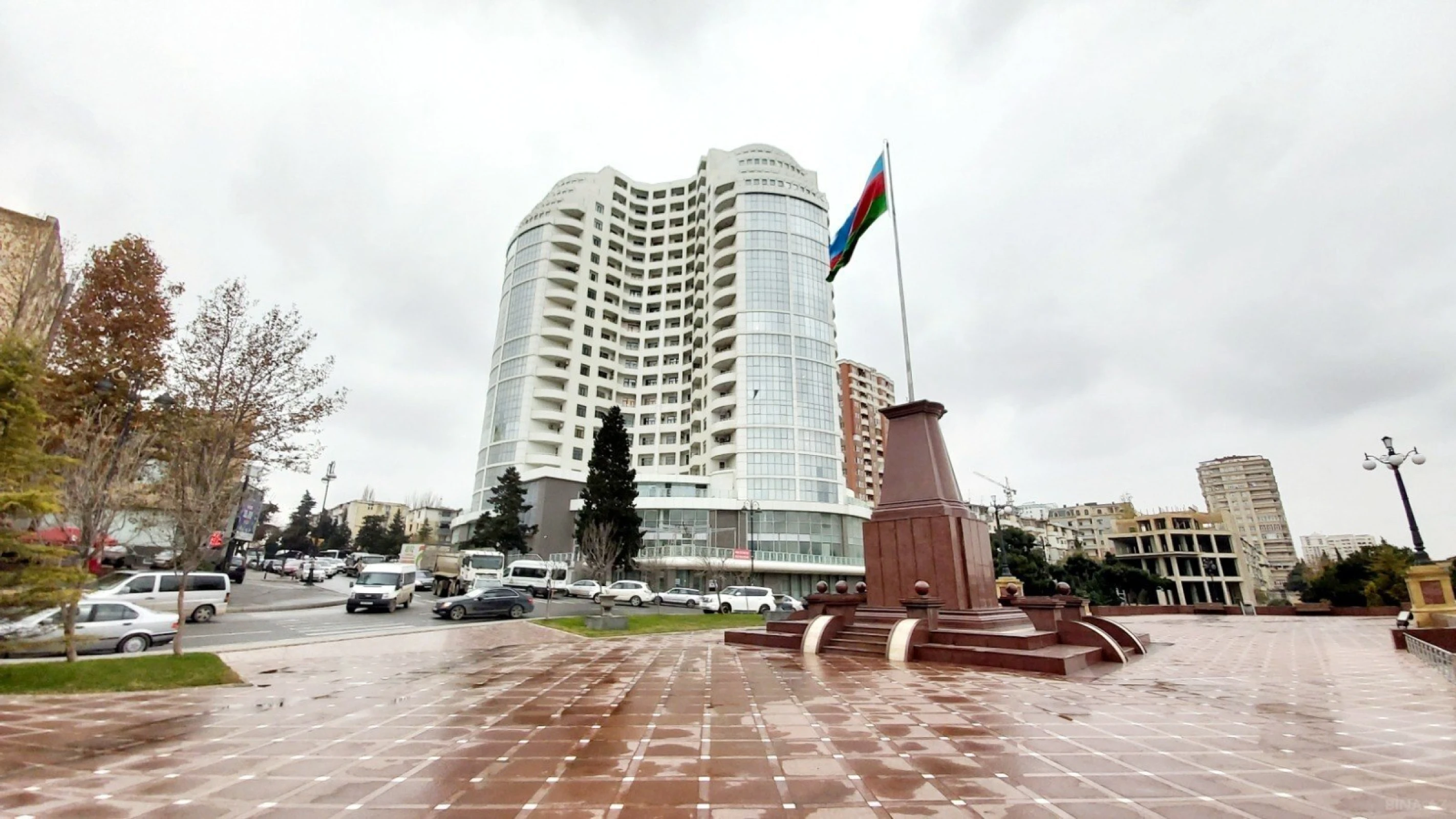 Satılır 1 otaqlı mənzil 33 m²