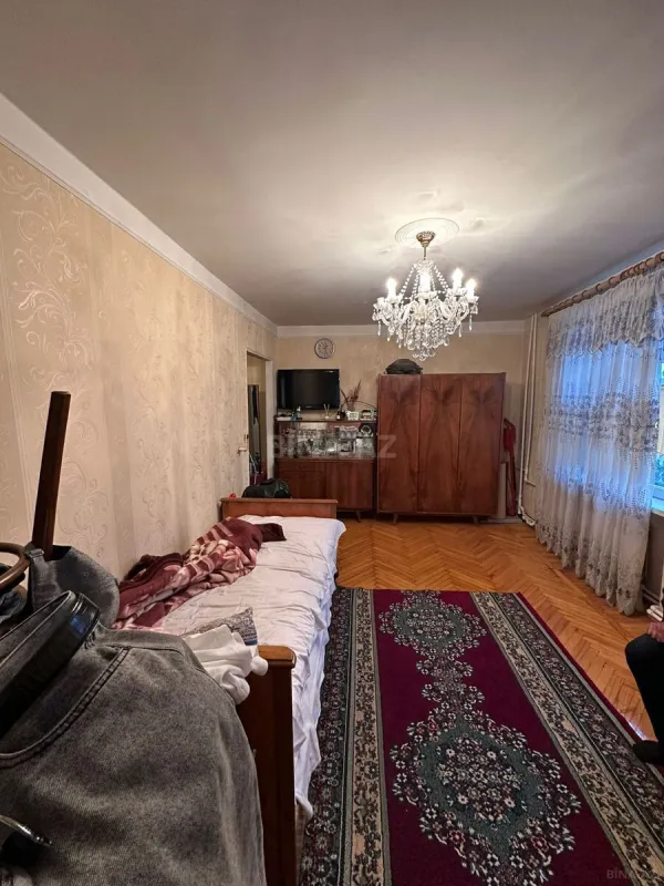 Satılır 1 otaqlı mənzil 33 m²