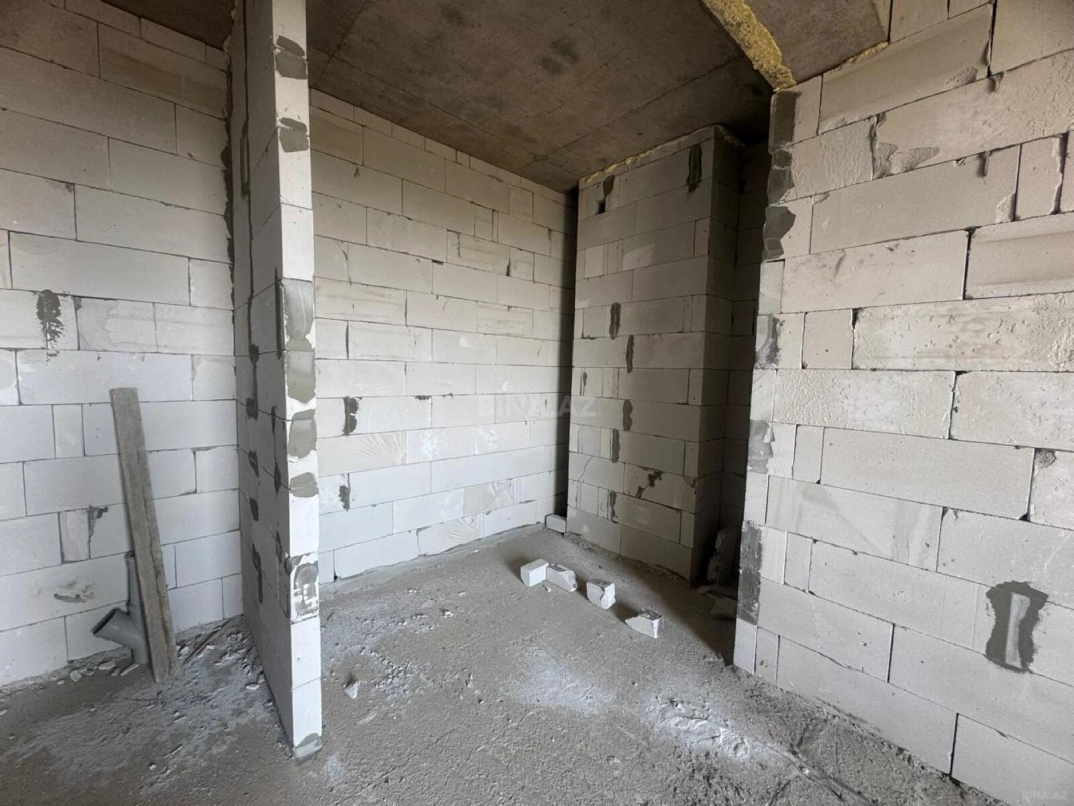 Satılır 1 otaqlı mənzil 52 m²