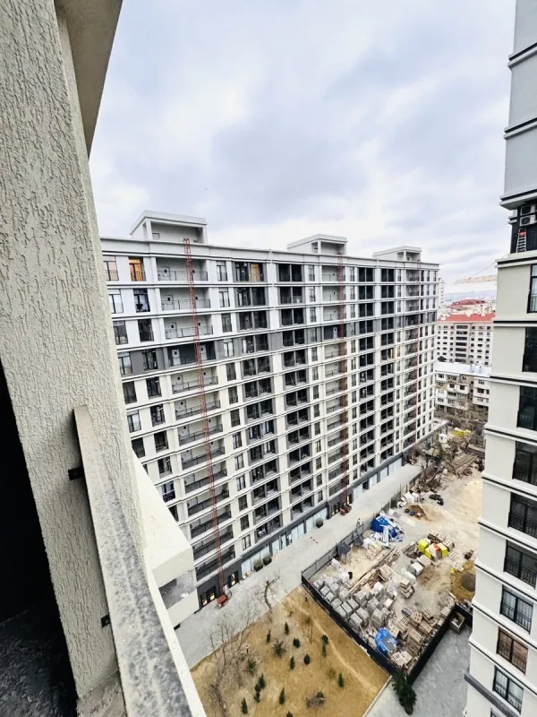 Satılır 3 otaqlı mənzil 114 m²