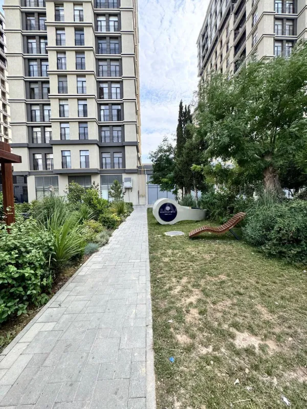 Satılır 3 otaqlı mənzil 114 m²