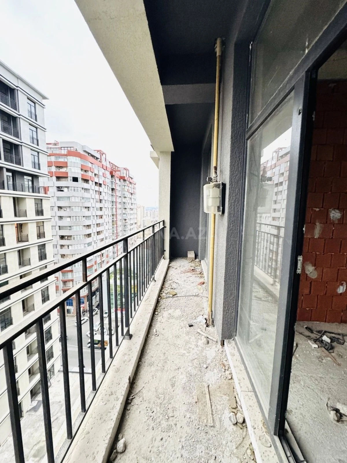Satılır 3 otaqlı mənzil 114 m²