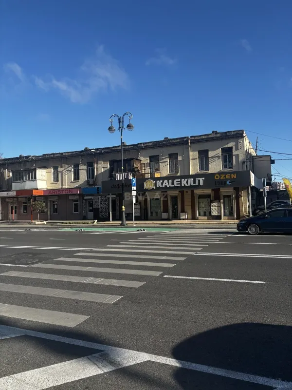 Satılır 2 otaqlı mənzil 53 m²