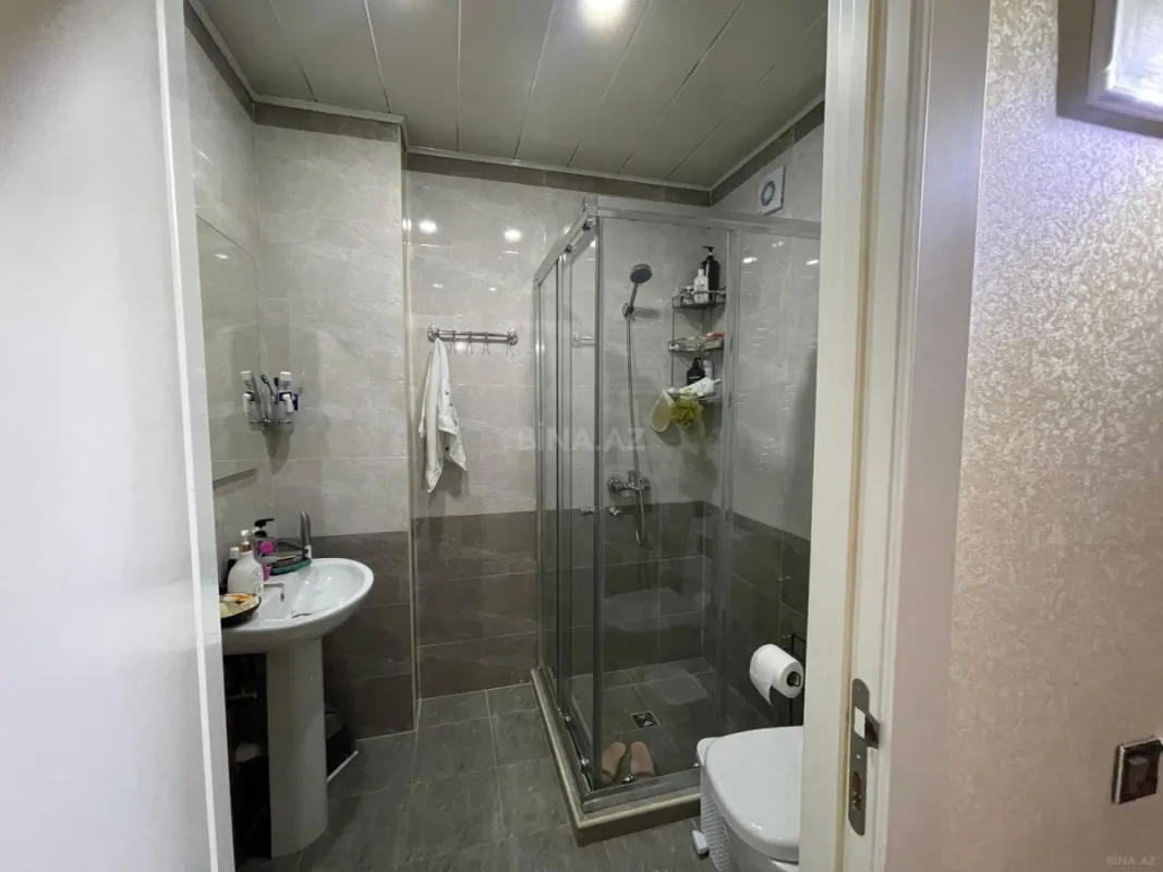 Satılır 2 otaqlı mənzil 65 m²