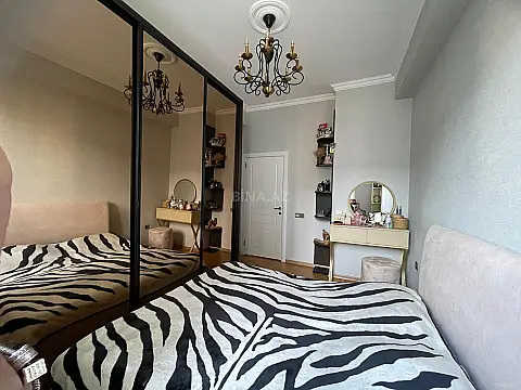 Satılır 2 otaqlı mənzil 65 m²