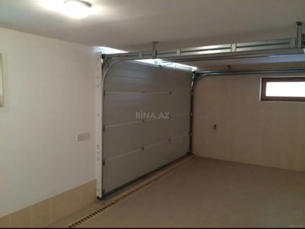 Satılır 7 otaqlı həyət evi 400 m²