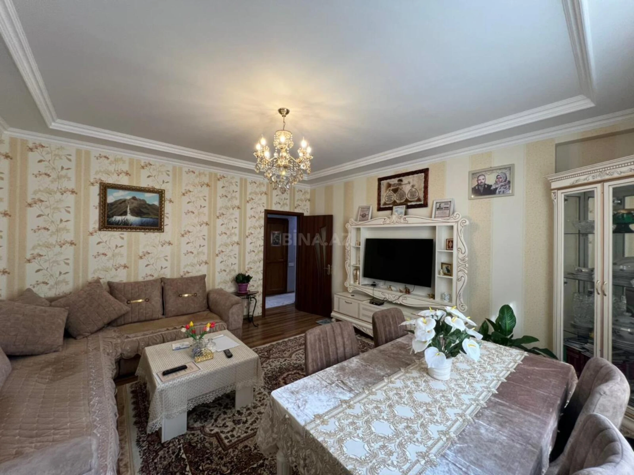 Satılır 2 otaqlı mənzil 77 m²