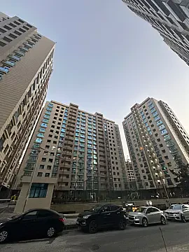 Satılır 4 otaqlı mənzil 196 m² — Bakı 4 otaq 196.00 m²