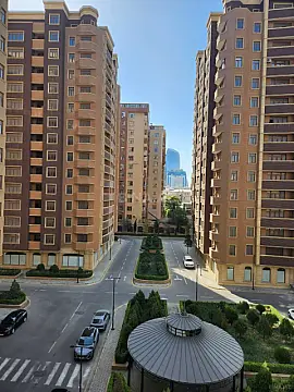 Satılır 3 otaqlı mənzil 152 m² — Bakı 3 otaq 152.00 m²