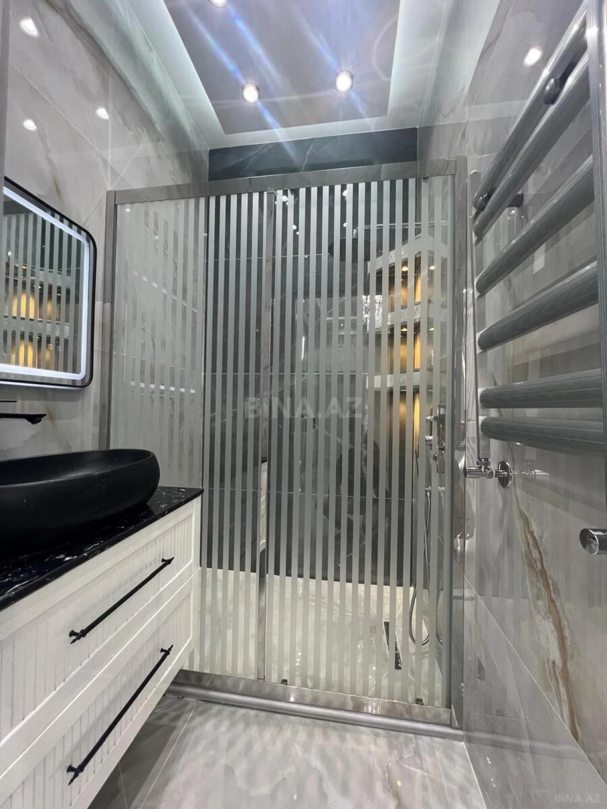 Satılır 2 otaqlı mənzil 80 m²