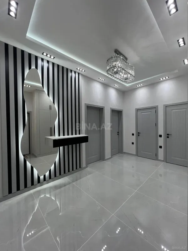 Satılır 2 otaqlı mənzil 80 m²