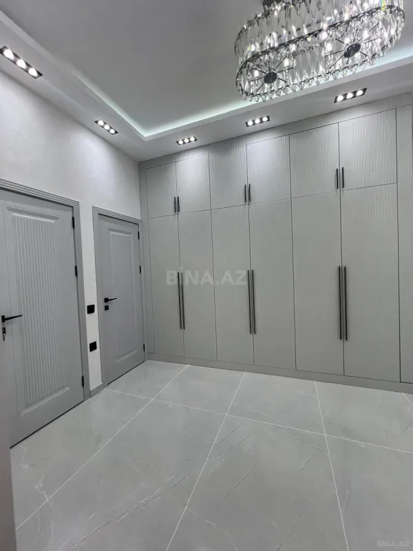 Satılır 2 otaqlı mənzil 80 m²