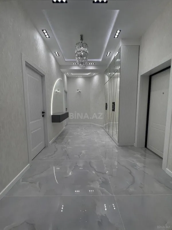 Satılır 2 otaqlı mənzil 80 m²