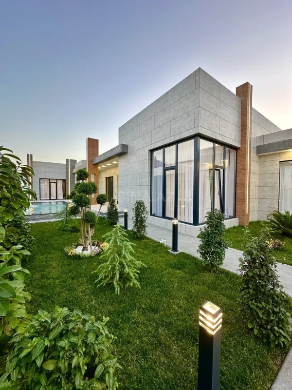 Satılır 5 otaqlı həyət evi 260 m²