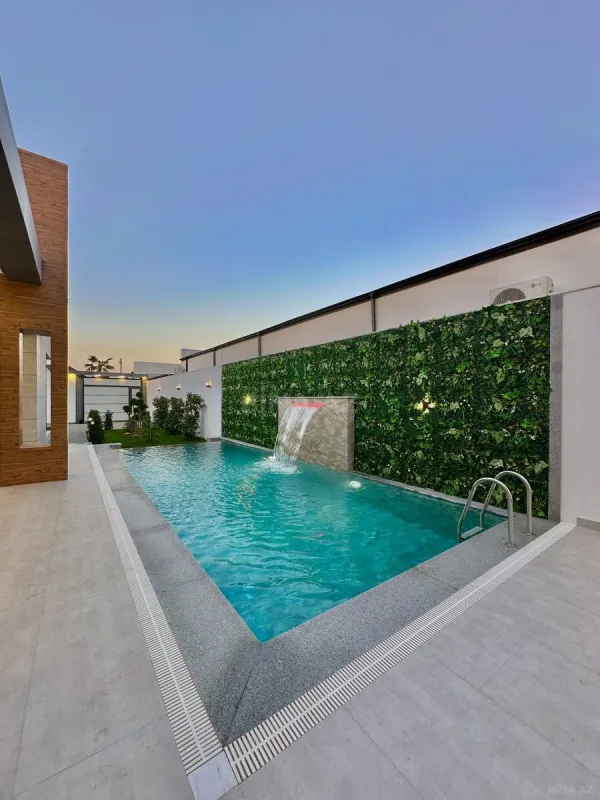 Satılır 5 otaqlı həyət evi 260 m²