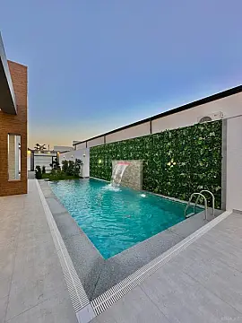 Satılır 5 otaqlı həyət evi 260 m²