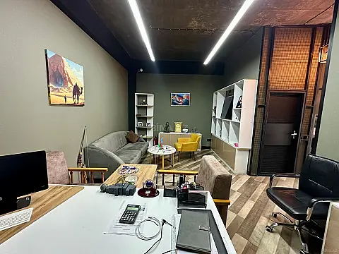 Satılır obyekt 81 m²